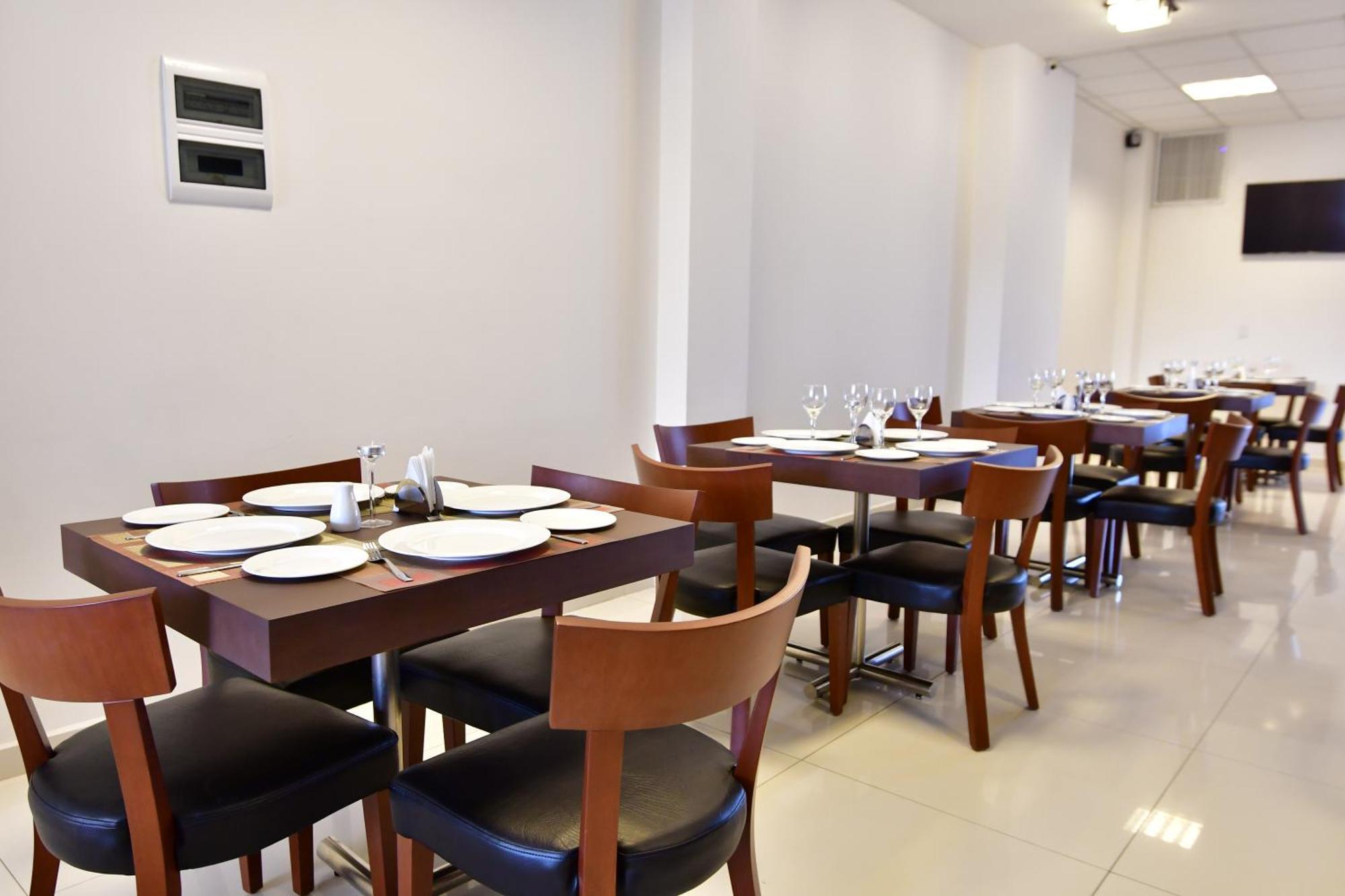 Prince Hotel Санта-Крус-де-ла-Сьєрра Екстер'єр фото