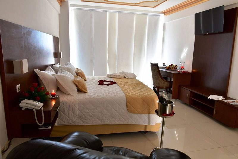 Prince Hotel Санта-Крус-де-ла-Сьєрра Екстер'єр фото